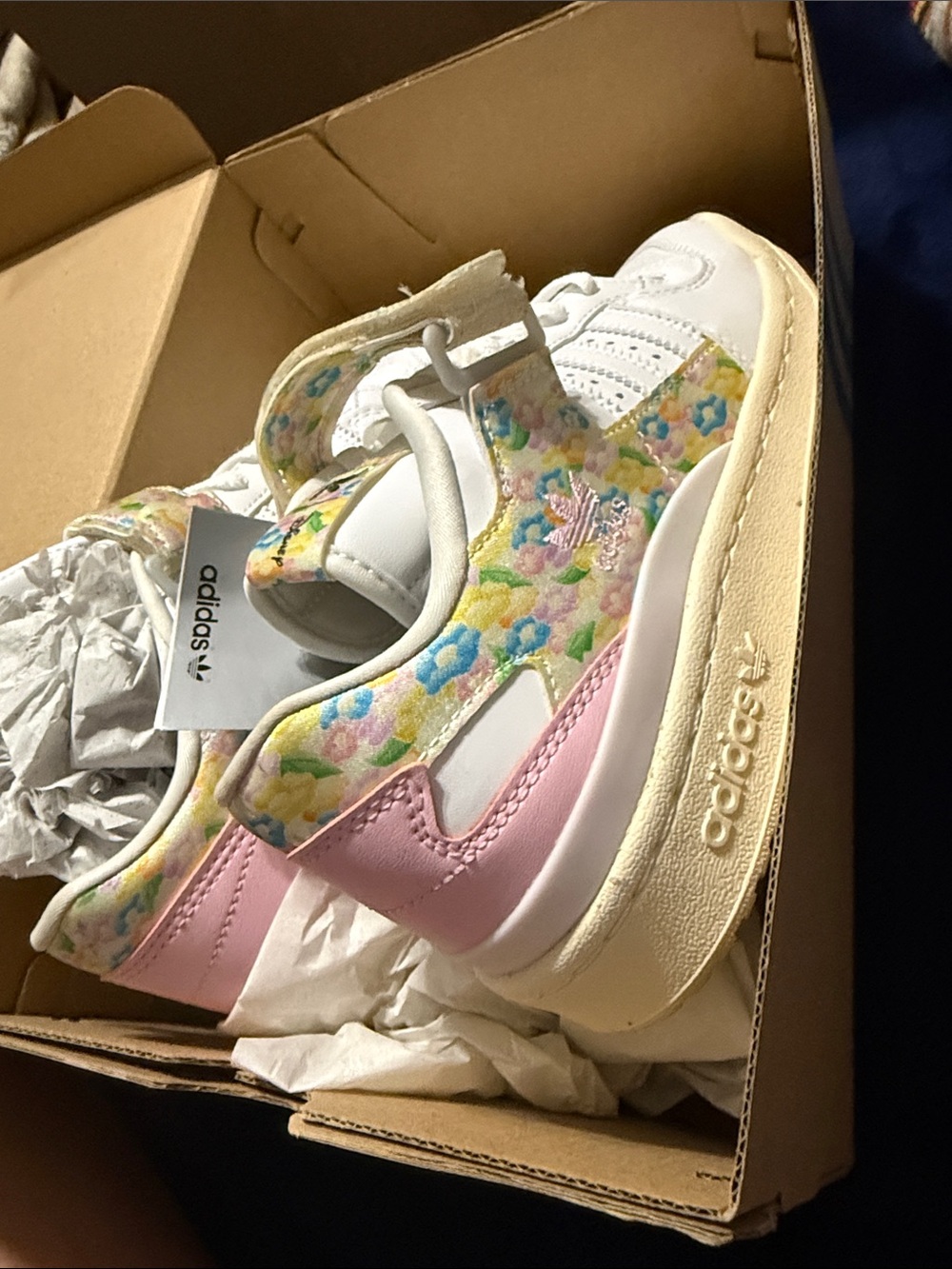 adidas Pastel Floral Pink & White Sneakers Disney Bambi Edition Women’s Size 7.5